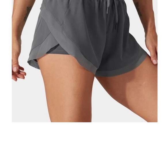 Halara NWT DrawstringFlowy Mesh 2-in-1 Shorts in Volcanic Ash XL fits like L - Picture 2 of 9